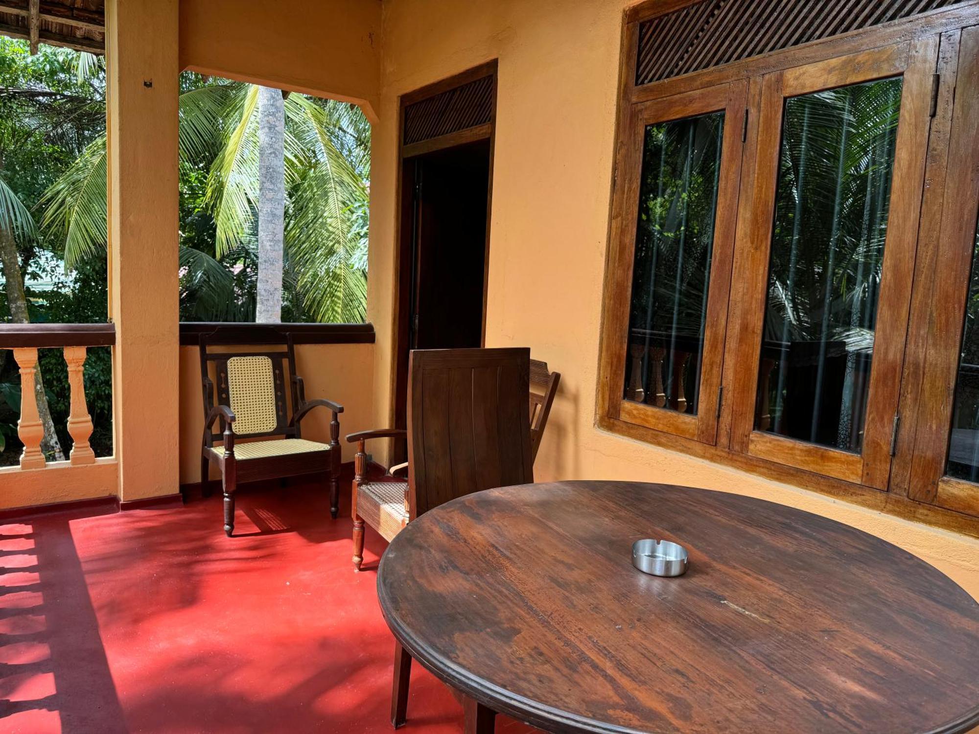 Brinkhouse Guesthouse , Unawatuna Beach Eksteriør bilde