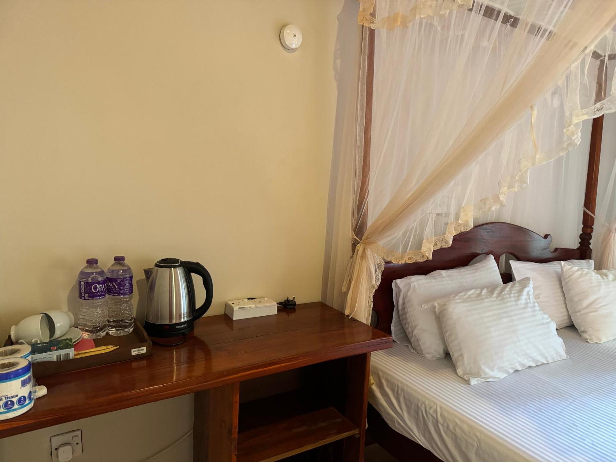Brinkhouse Guesthouse , Unawatuna Beach Eksteriør bilde