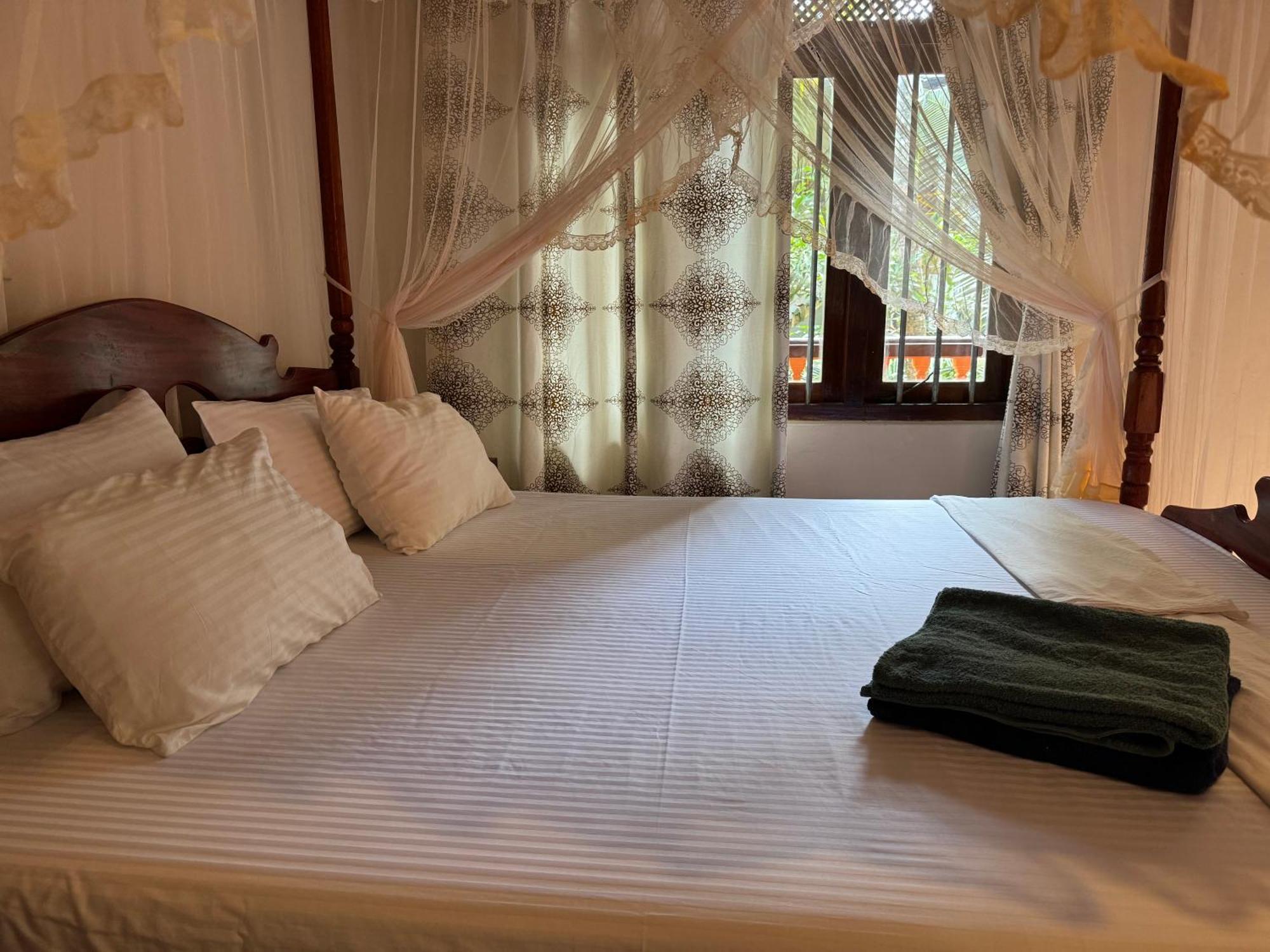 Brinkhouse Guesthouse , Unawatuna Beach Eksteriør bilde