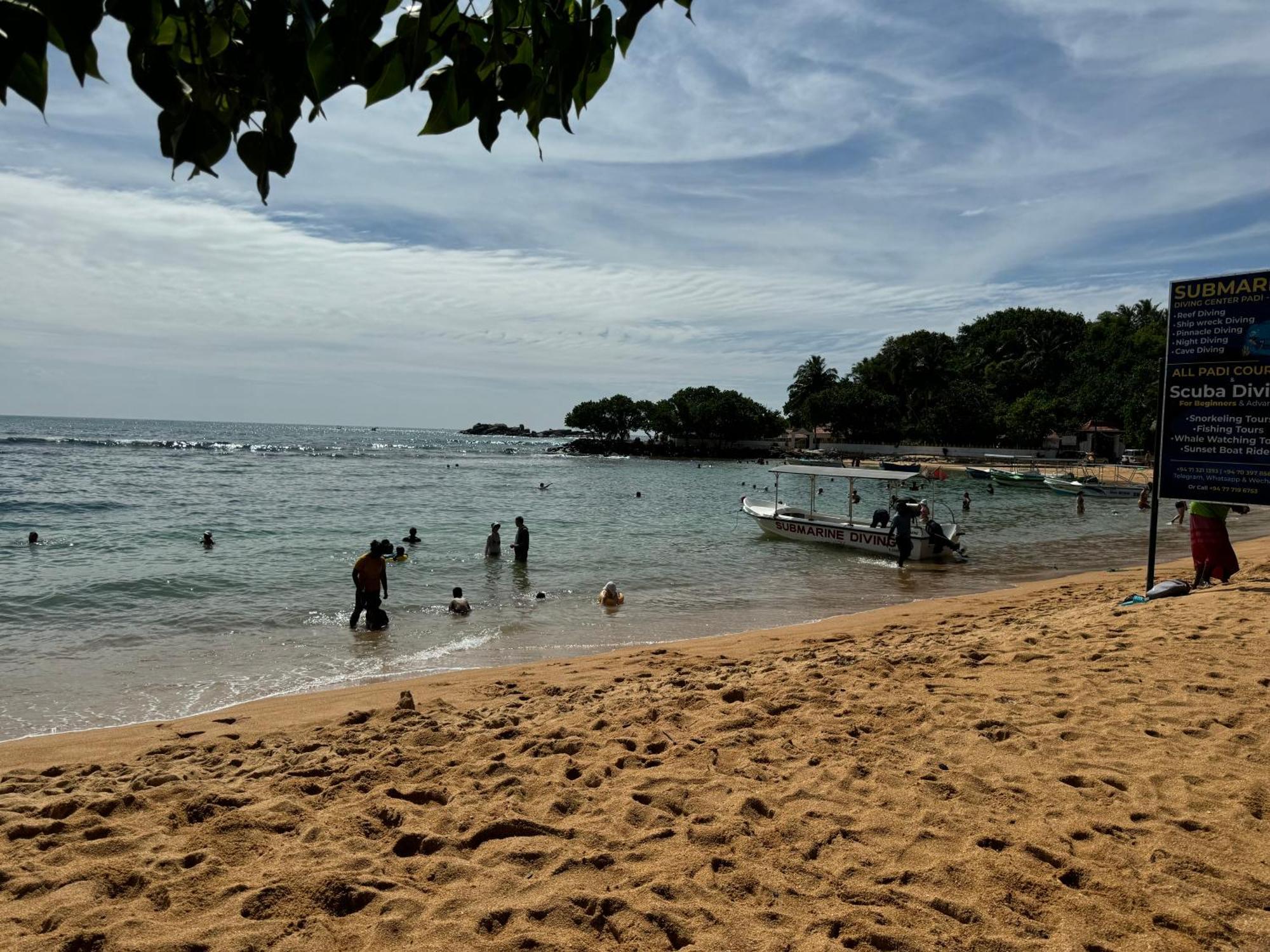 Brinkhouse Guesthouse , Unawatuna Beach Eksteriør bilde