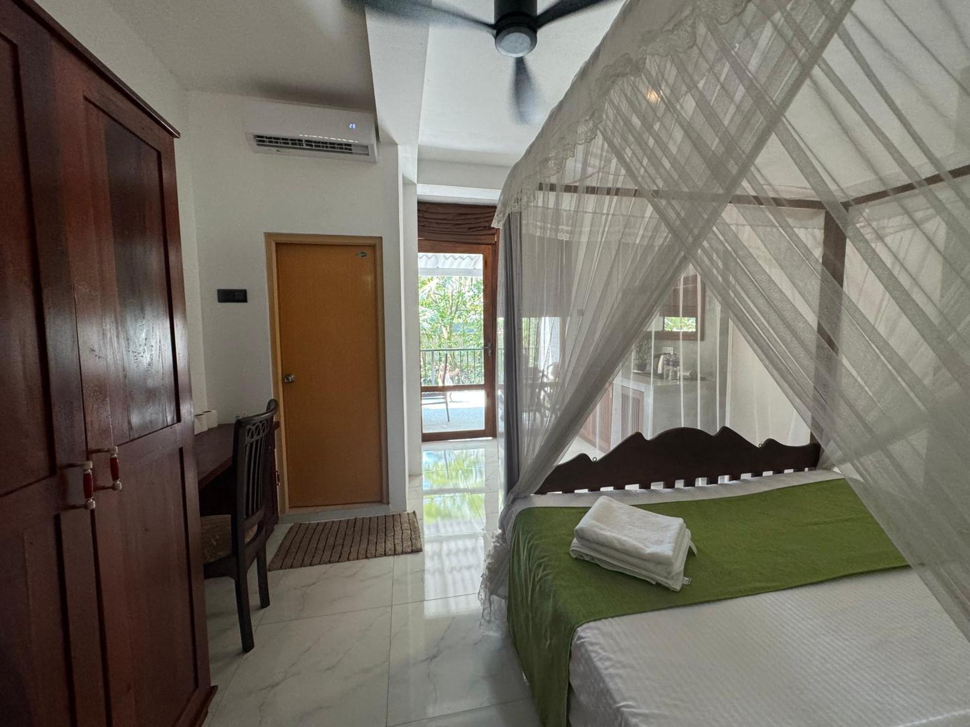 Brinkhouse Guesthouse , Unawatuna Beach Eksteriør bilde