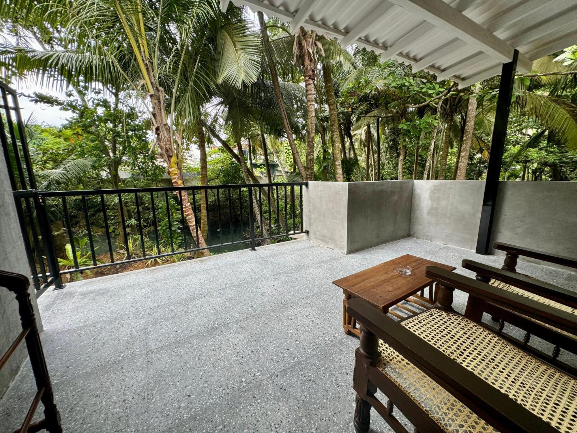 Brinkhouse Guesthouse , Unawatuna Beach Eksteriør bilde