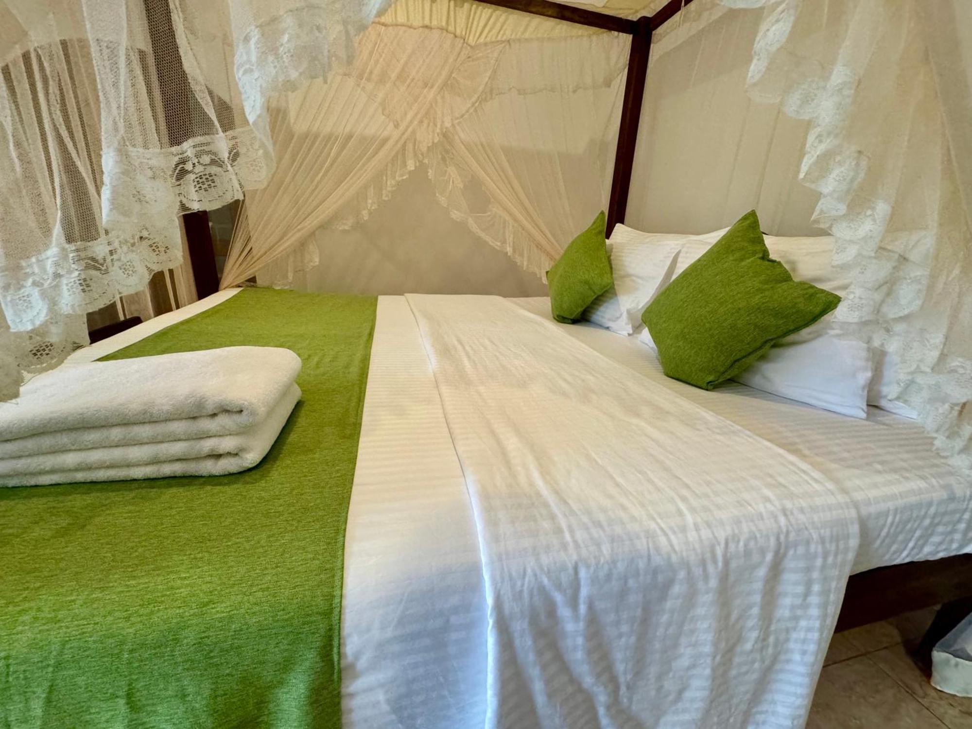 Brinkhouse Guesthouse , Unawatuna Beach Eksteriør bilde