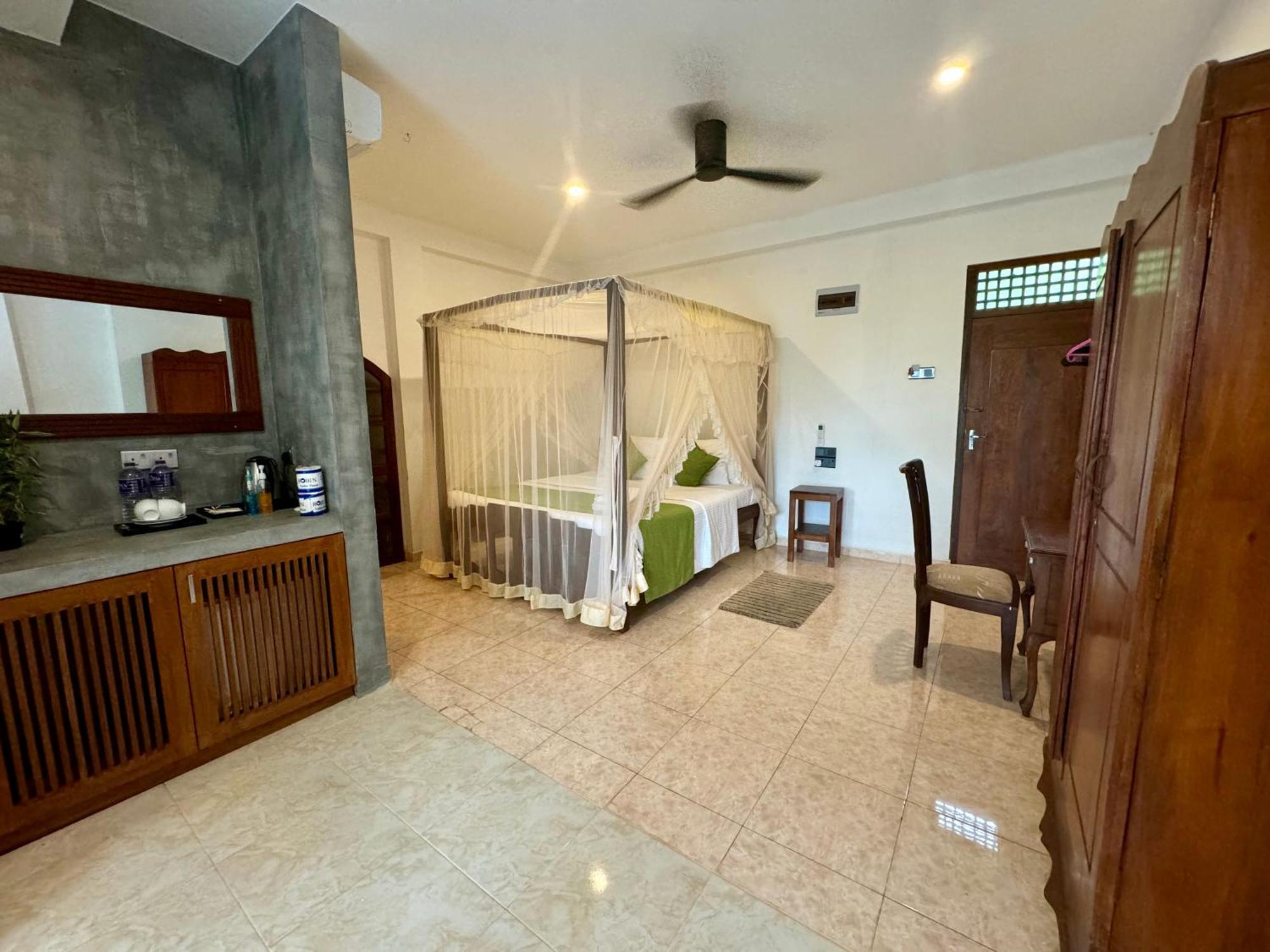 Brinkhouse Guesthouse , Unawatuna Beach Eksteriør bilde